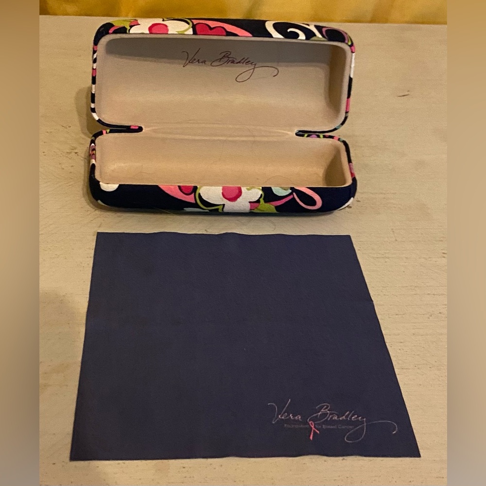 NWOT Vera Bradley Floral Glasses Case with signature cleaning cloth Navy Floral - Picture 4 of 7